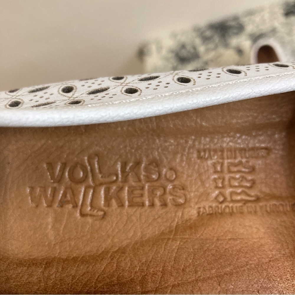 VOLKS WALKERS Sz 42 Sinop Leather Perforated Slip On Flats Loafers Shoes - Picture 4 of 11